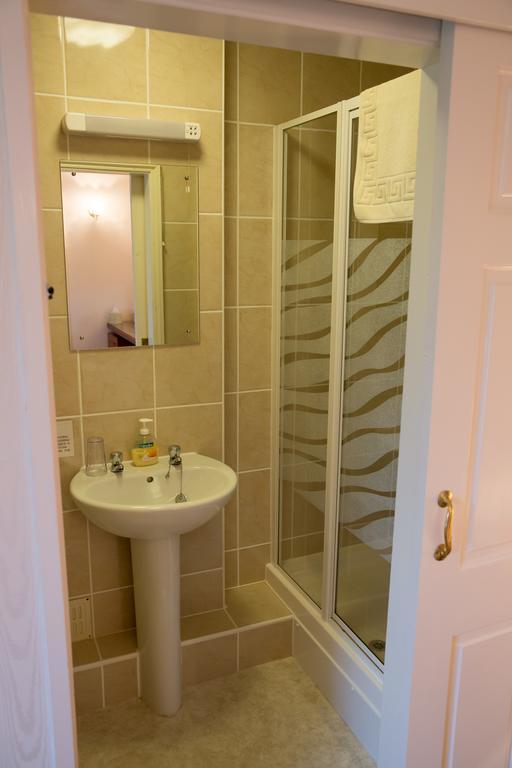 Weir Mill Farm Bed & Breakfast Cullompton Bilik gambar